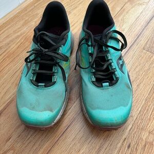 Saucony Peregrine 12 Trail Running Shoe W7.5